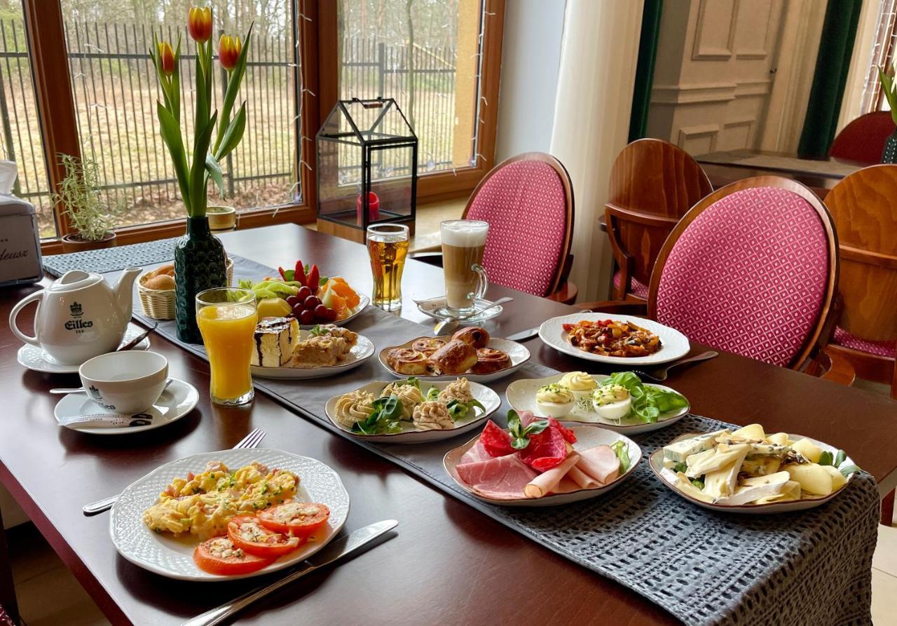 Hotel Pan Tadeusz Serock Ngoại thất bức ảnh