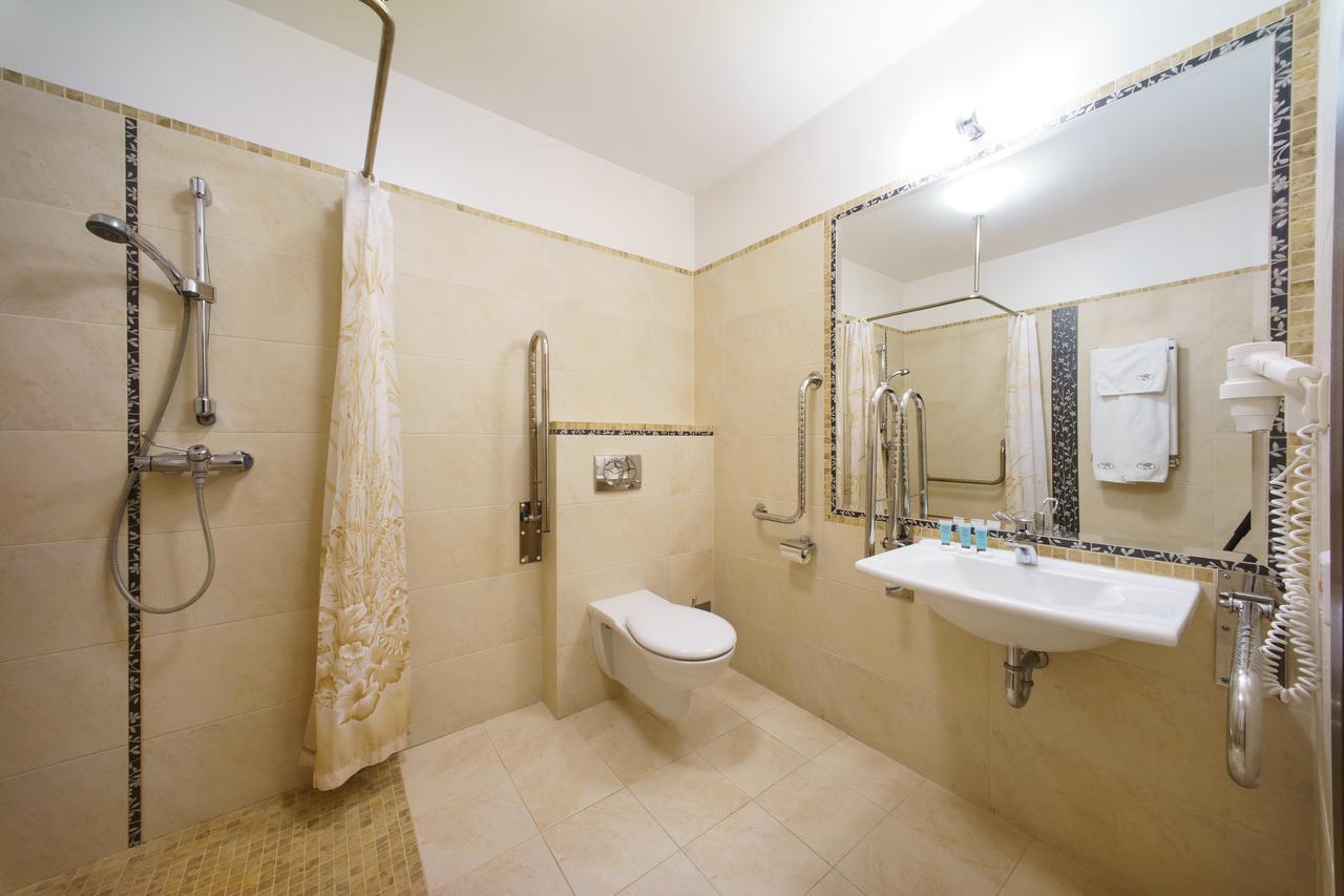 Hotel Pan Tadeusz Serock Ngoại thất bức ảnh